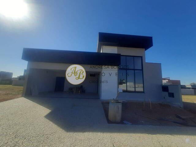 #CAV1228 - Casa em condomínio para Venda em Franca - SP
